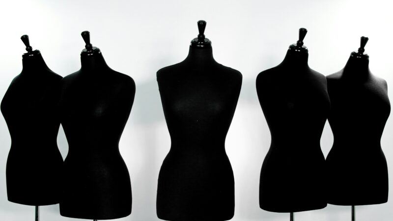 Portants pour vêtements